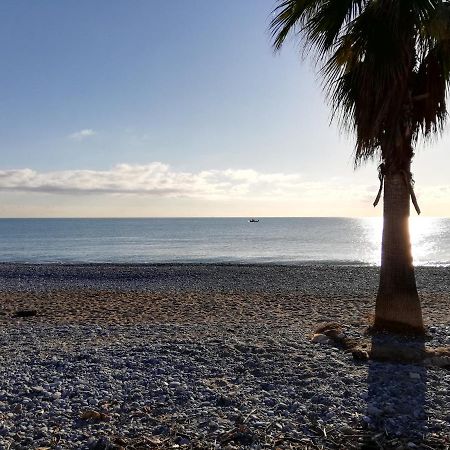 Appartement 2P et parking privé à 50m des plages. Villeneuve-Loubet Exterior foto
